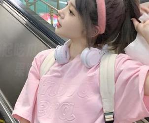 蘑菇视频：17一起吃瓜苹果版里隐藏的意外之旅