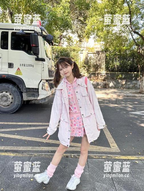 线上吃瓜，488.su的线路究竟是什么套路，让人忍不住想停下阅读。