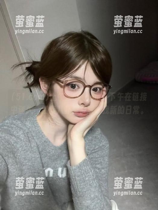 上午去51.com，下午在链接中迷失，搜索八卦似乎成了我新的日常。
