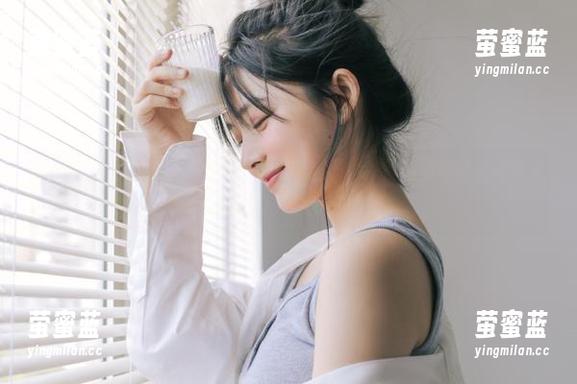 就爱在51吃瓜传送门里浏览网站，结果连夜光滑的手机屏幕都变得油腻！