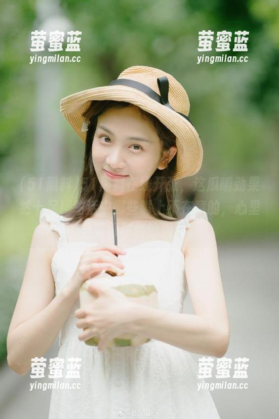 51黑料 51黑料在线开张,这瓜嚼劲果然十足!生活中哪些嘴上不在意的,心里其实很移情的瞬间。