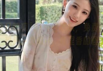 91今日吃瓜，免费送你一大壶，热乎乎的瓜汁，嘴里香的怪怪的。