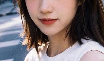 tttzzz万里长篇长征的免费正能量，效果比香蕉还好——完全不会滑倒！