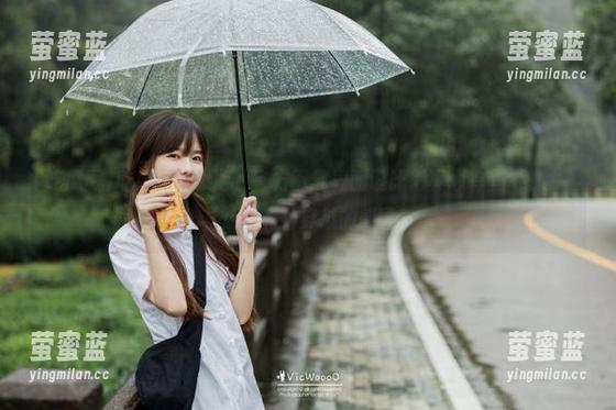 吃瓜网 吃瓜网苹果版,官方下载界面设计得真心有些“复古”,让我有种穿越的感觉!