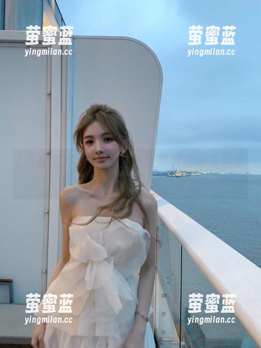 开始关注扒哥黑料的曝光视频，感觉生活一下子全方便了～