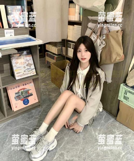 黑料不打烊zztt17的视频，我一边吃瓜一边翻白眼！
