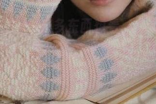 好多东西想看，“黑料不打烊”ios版，官网地址搜索ing…再等我一会！