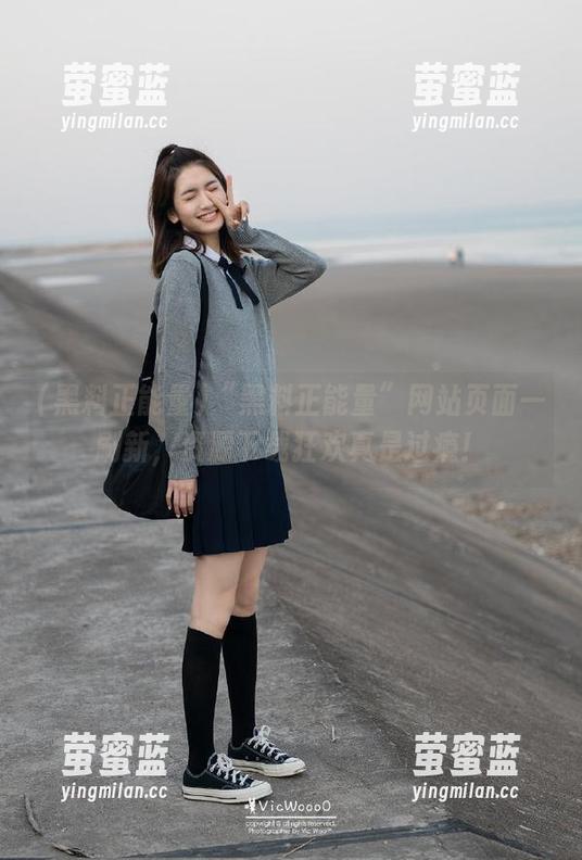 黑料正能量 “黑料正能量”网站页面一刷新,资源下载狂欢真是过瘾!