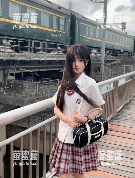 黑料网正能量 “黑料网正能量”链接更新中,居然还不打烊?奇了怪了!